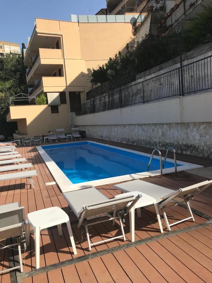 Apartament Il Piccolo Diavolo Taormina Zewnętrze zdjęcie